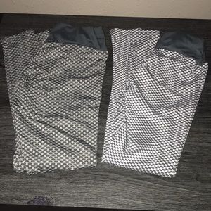 2 pack of gray TikTok leggings